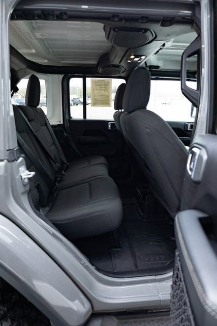 2020 Jeep Wrangler Unlimited Sahara 4x4