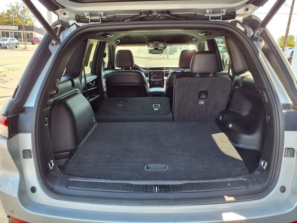 2022 Jeep Grand Cherokee Altitude