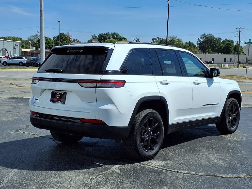 2024 Jeep Grand Cherokee Altitude 4x4