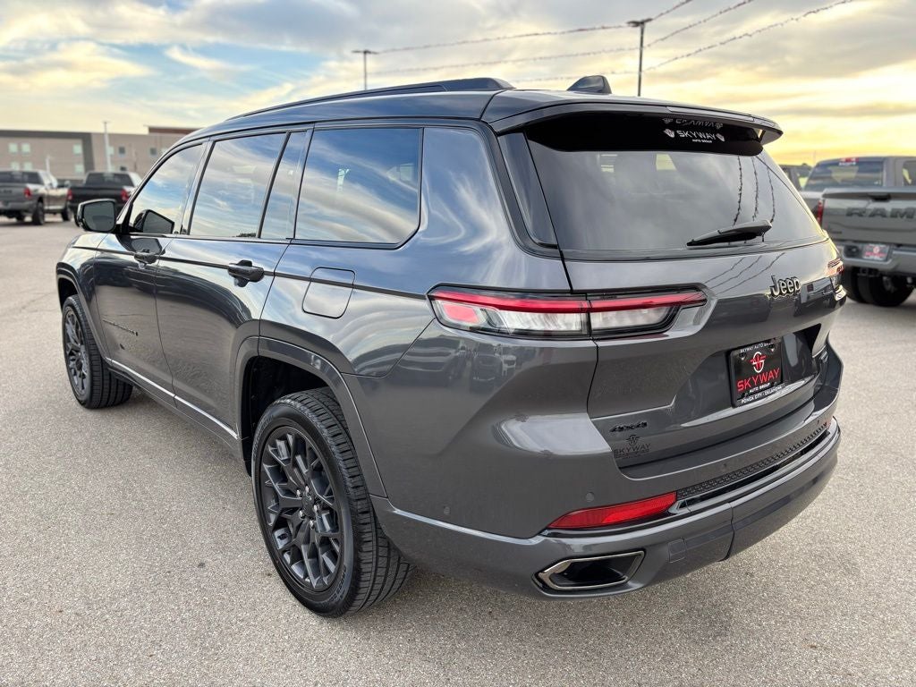 2025 Jeep Grand Cherokee L Summit Reserve 4x4