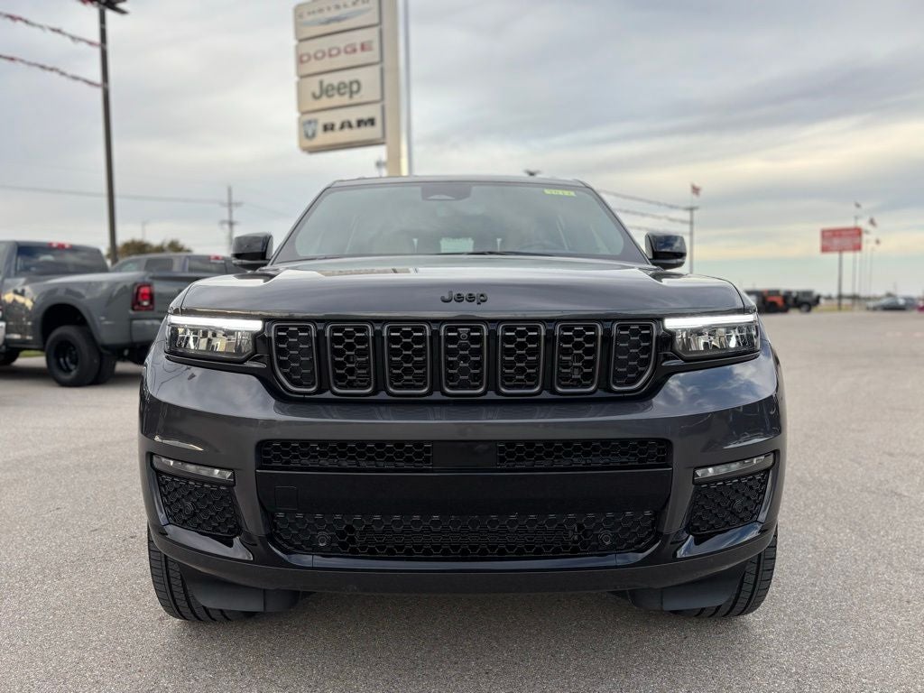2025 Jeep Grand Cherokee L Summit Reserve 4x4