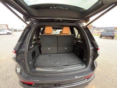 2025 Jeep Grand Cherokee L Summit Reserve 4x4
