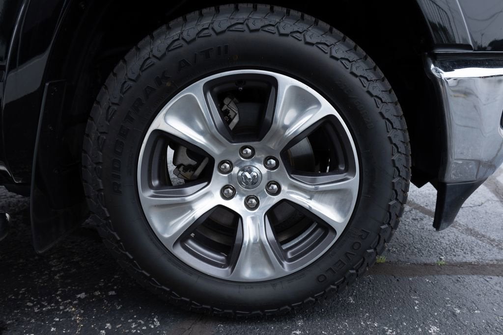 2022 RAM 1500 Laramie Crew Cab 4x4 5'7" Box