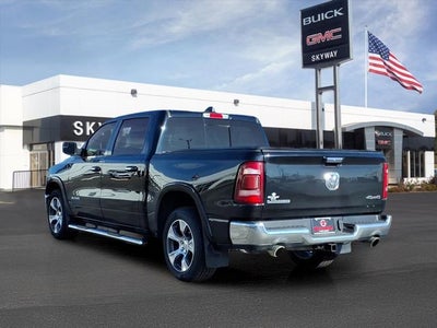 2022 RAM 1500 Laramie Crew Cab 4x4 5'7" Box
