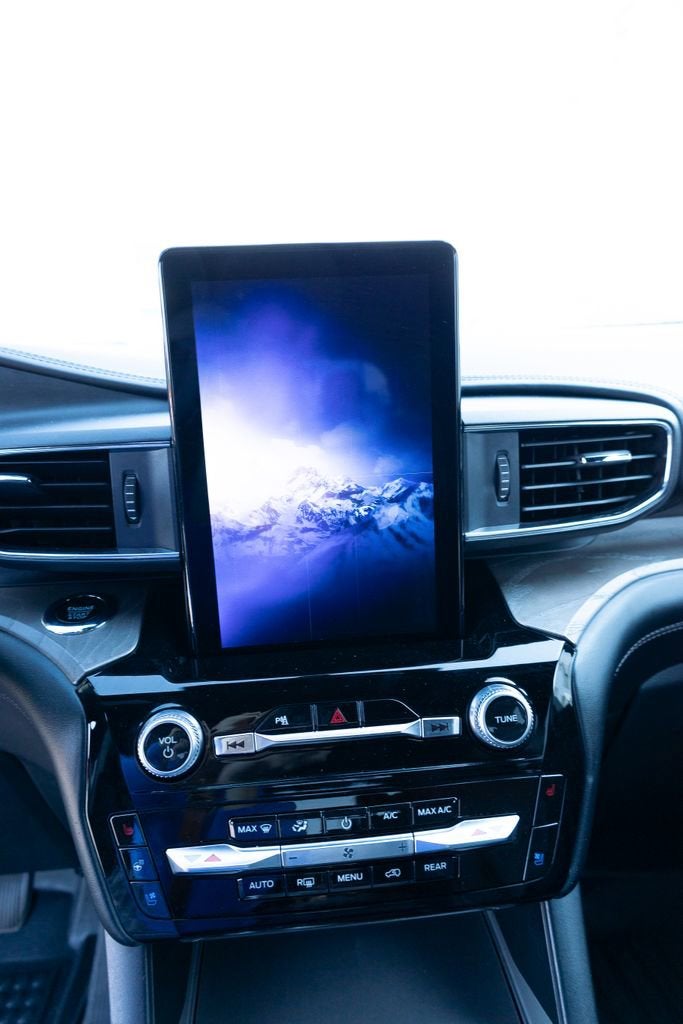 2023 Ford Explorer Platinum