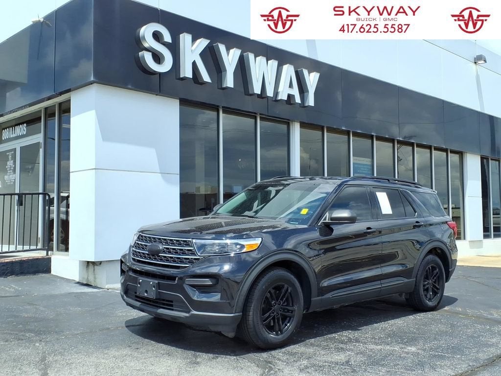 2023 Ford Explorer XLT