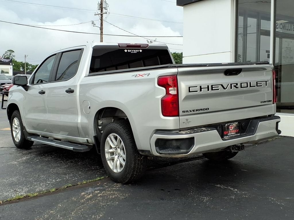 2022 Chevrolet Silverado 1500 Custom