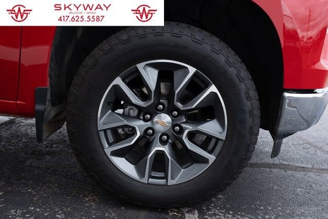 2025 Chevrolet Silverado 1500 LT