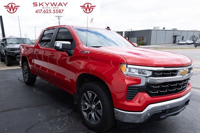 2025 Chevrolet Silverado 1500 LT