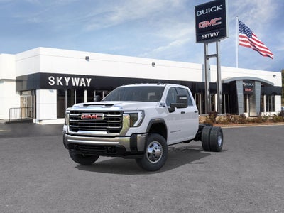 2026 GMC Sierra 3500 HD Chassis Cab Pro
