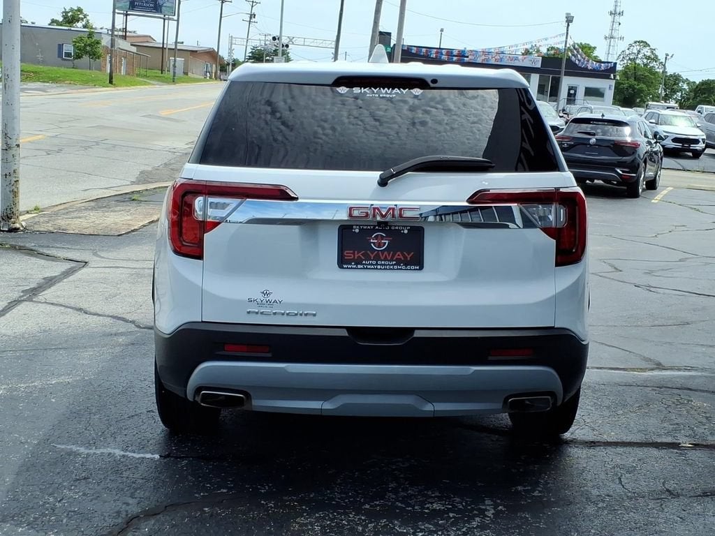 2023 GMC Acadia SLE