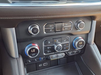 2024 GMC Yukon XL SLT