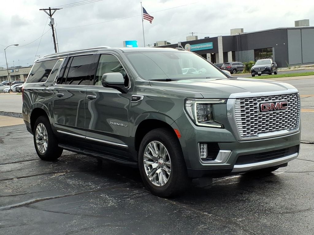 2023 GMC Yukon XL Denali