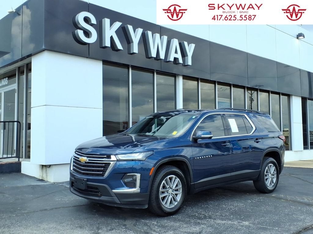 2023 Chevrolet Traverse LT Cloth