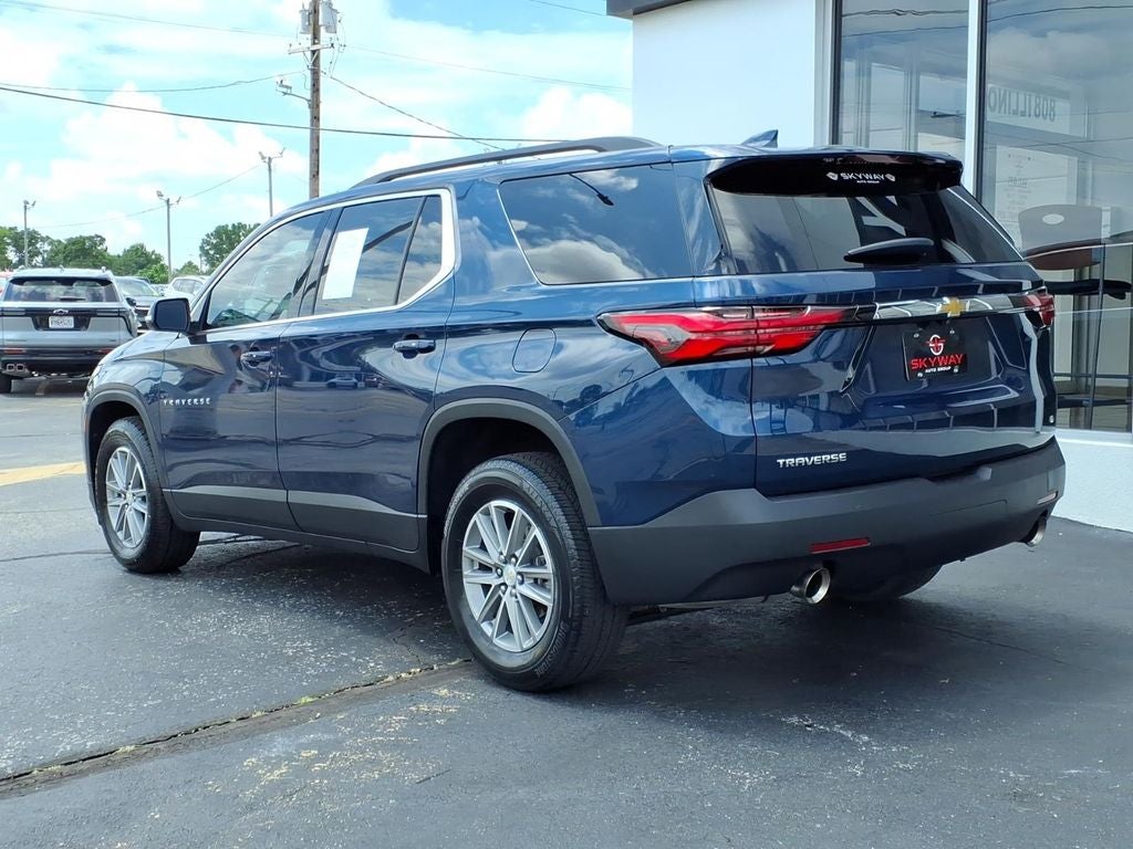 2023 Chevrolet Traverse LT Cloth