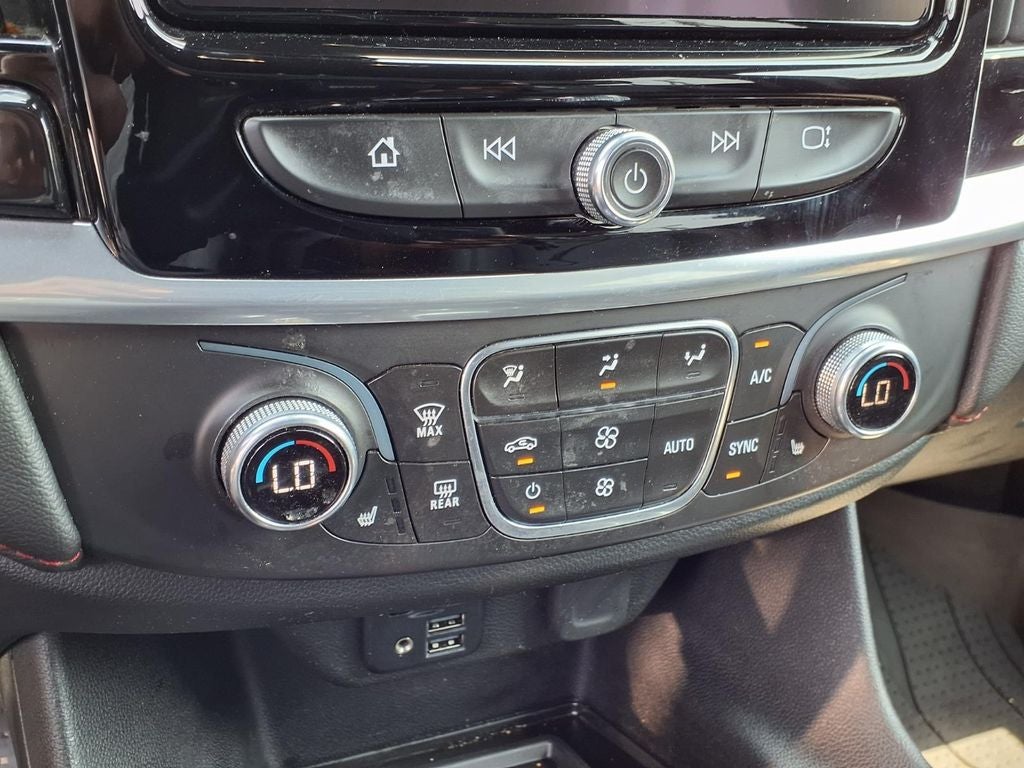 2022 Chevrolet Traverse RS