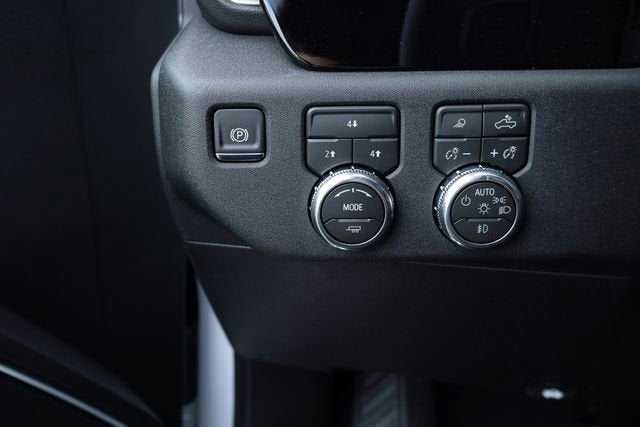 2026 GMC Sierra 3500 HD SLE DRW