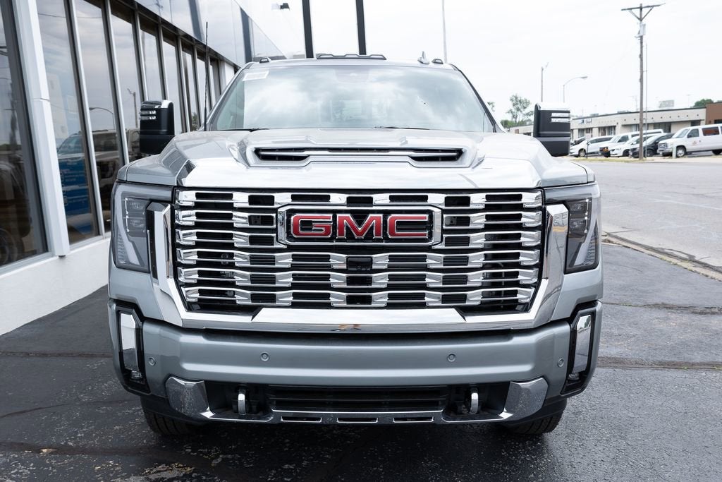 2026 GMC Sierra 3500 HD Denali DRW