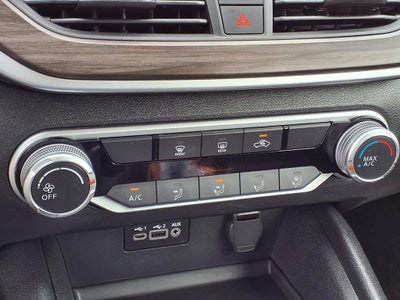 2025 Nissan Altima SV FWD