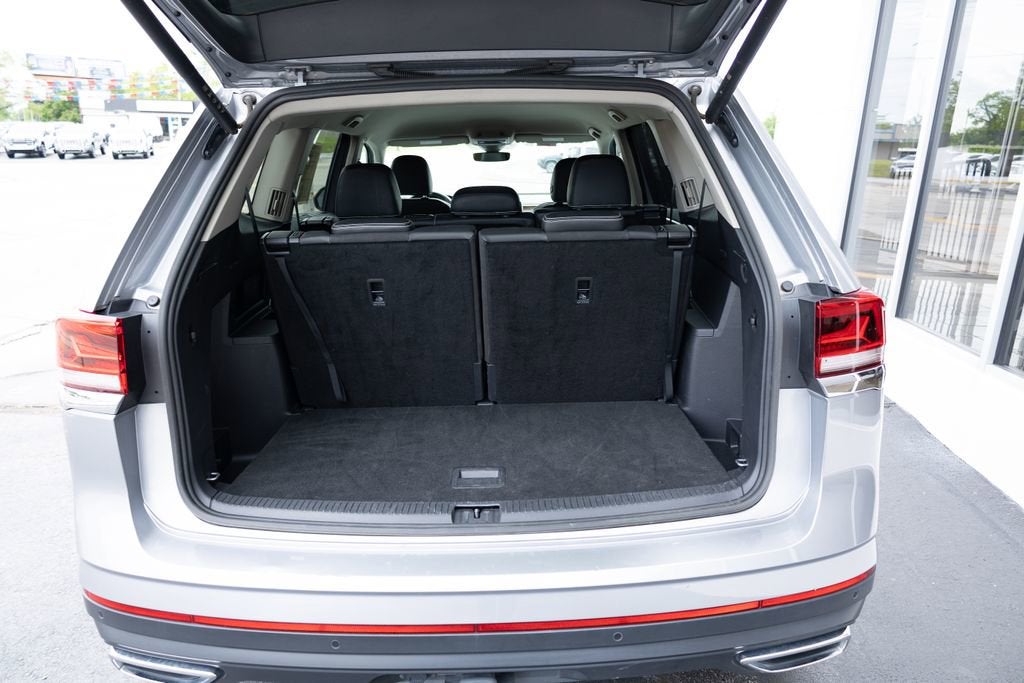 2025 Volkswagen Atlas 2.0T SE w/Technology