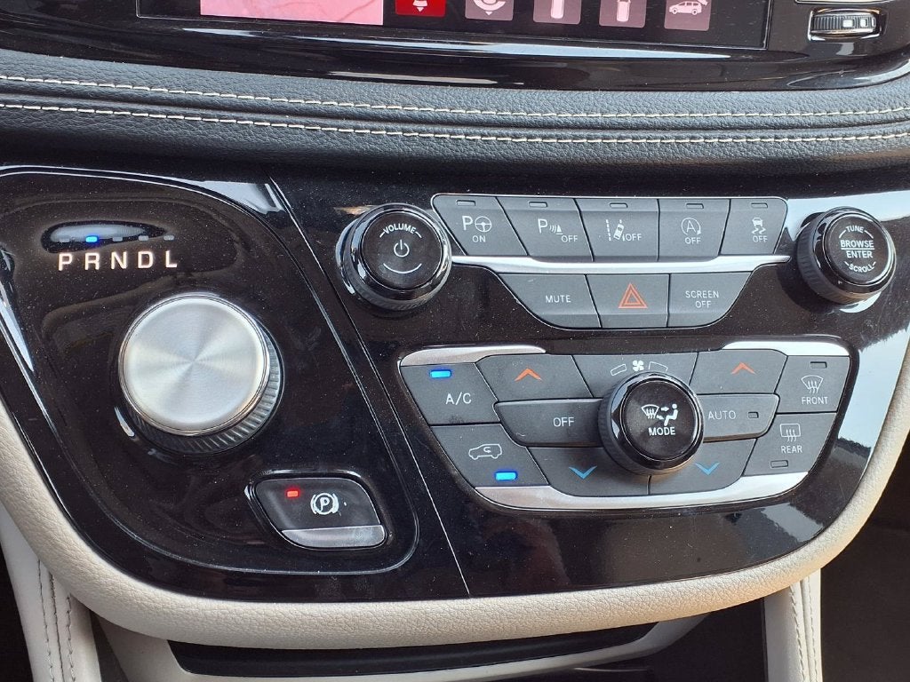 2021 Chrysler Pacifica Limited AWD