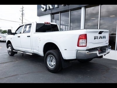 2024 RAM 3500 Tradesman Crew Cab 4x4 8' Box