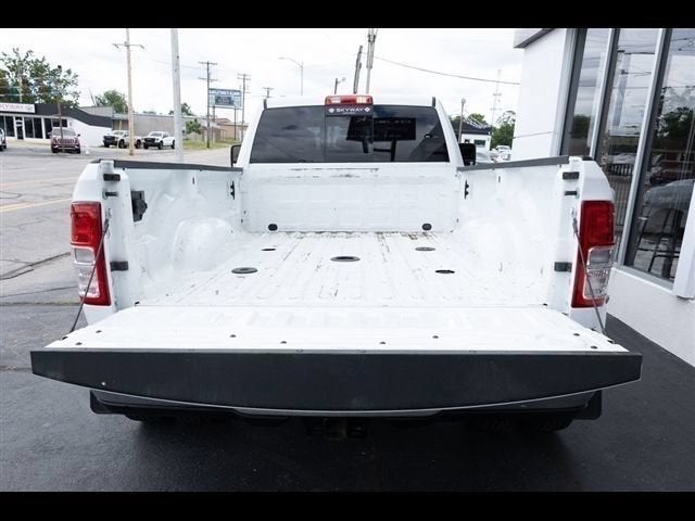 2024 RAM 3500 Tradesman Crew Cab 4x4 8' Box