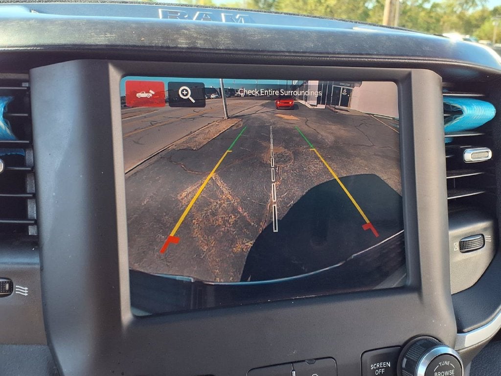 2022 RAM 2500 Big Horn Crew Cab 4x4 6'4" Box