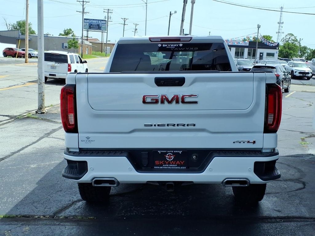 2023 GMC Sierra 1500 AT4