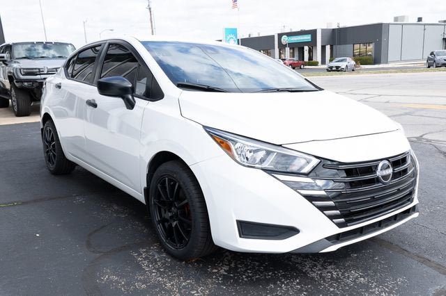 2024 Nissan Versa 1.6 S