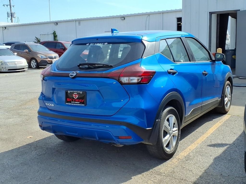 2025 Nissan Kicks Play S
