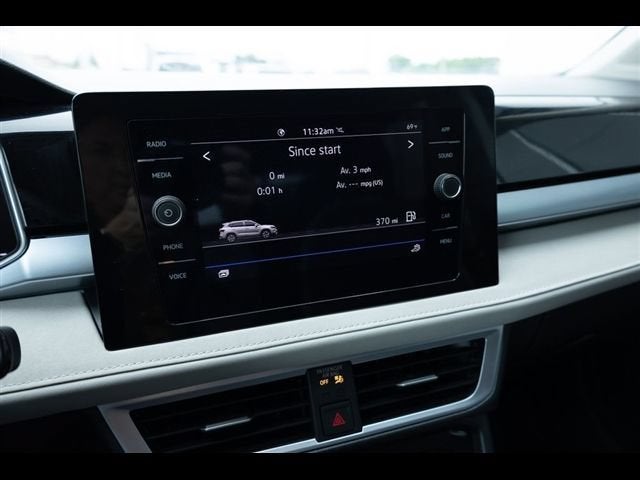 2025 Volkswagen Taos SE