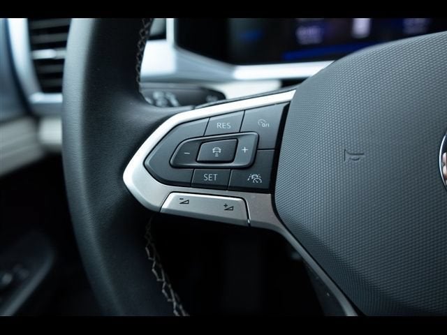 2025 Volkswagen Taos SE