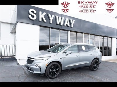2023 Buick Enclave Essence