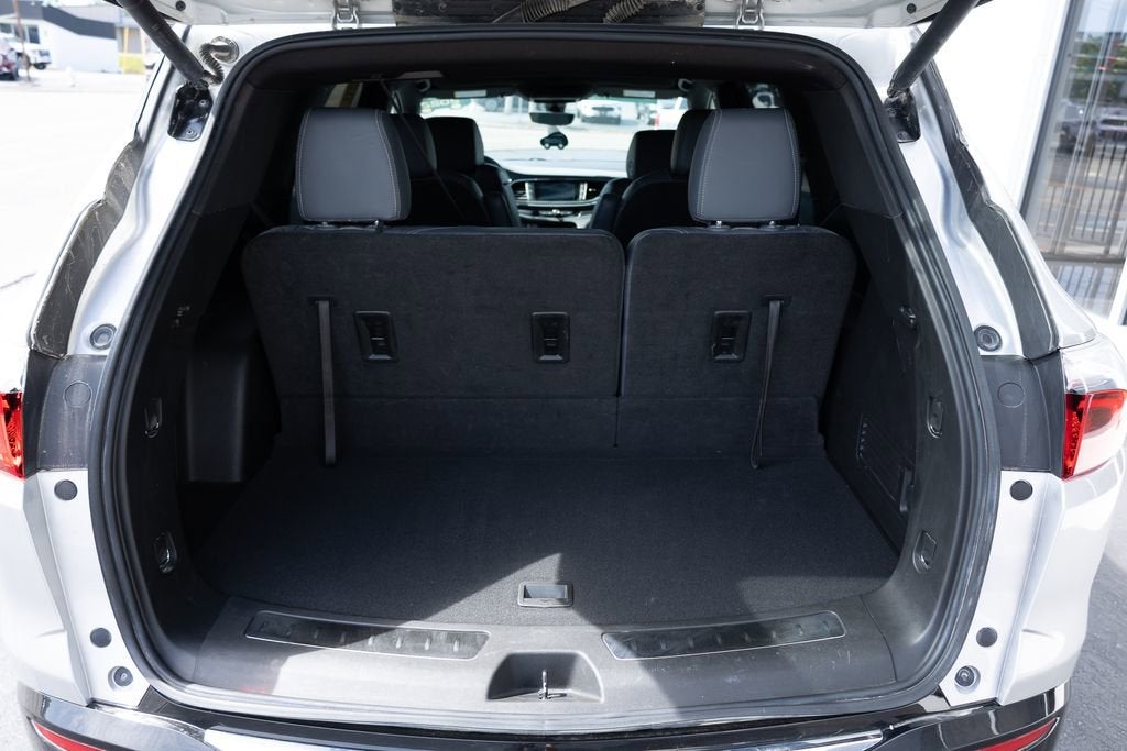 2022 Buick Enclave Essence