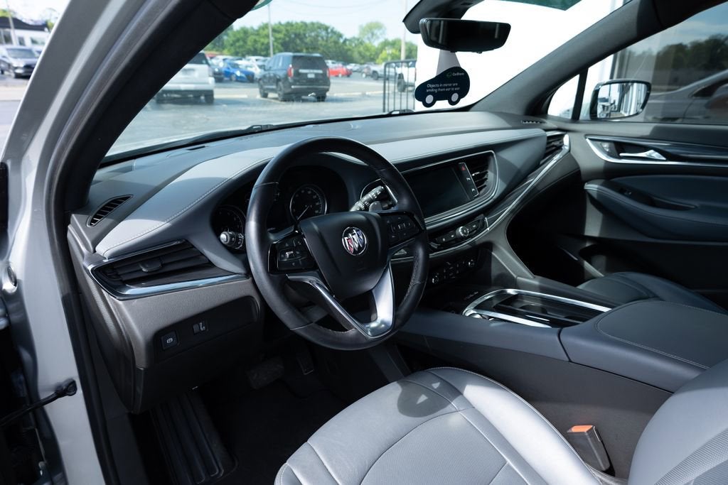 2022 Buick Enclave Essence