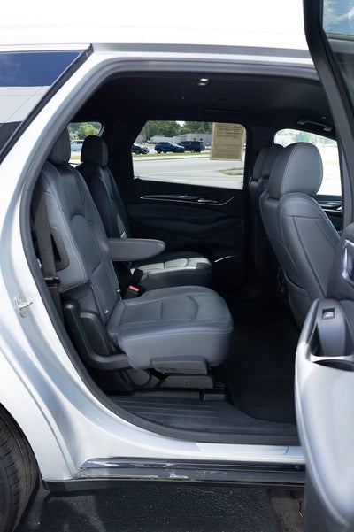 2022 Buick Enclave Essence