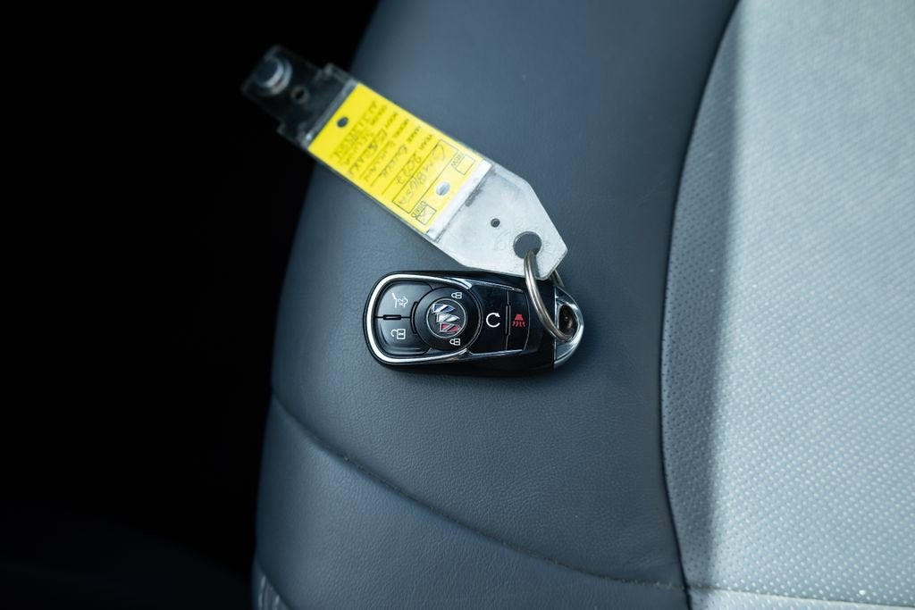 2022 Buick Enclave Essence