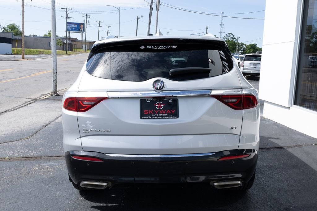 2022 Buick Enclave Essence