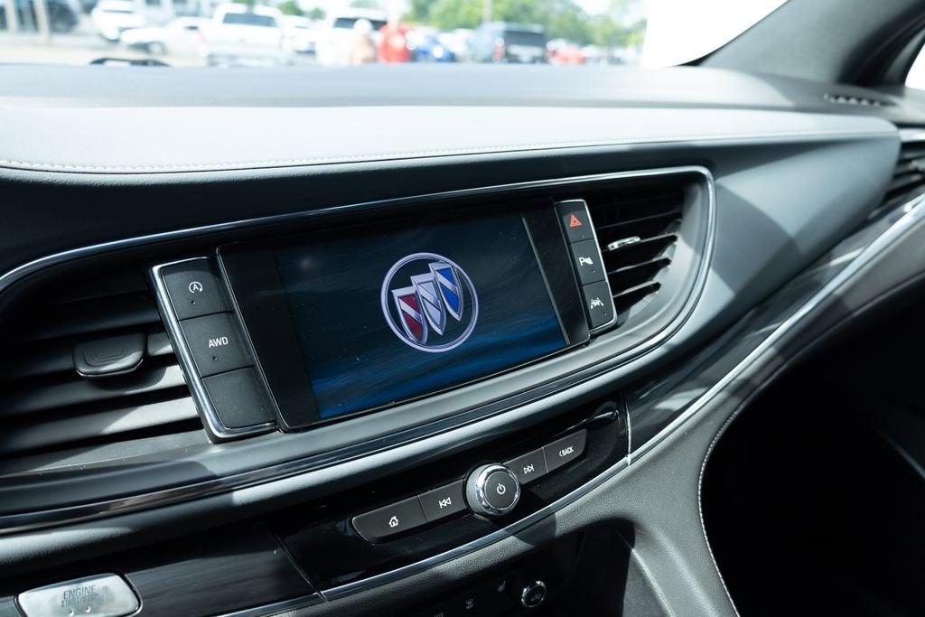 2022 Buick Enclave Essence