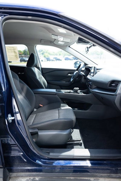 2025 Nissan Rogue SV FWD