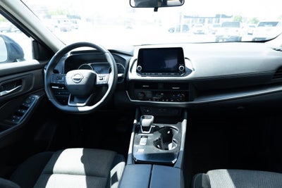 2025 Nissan Rogue SV FWD