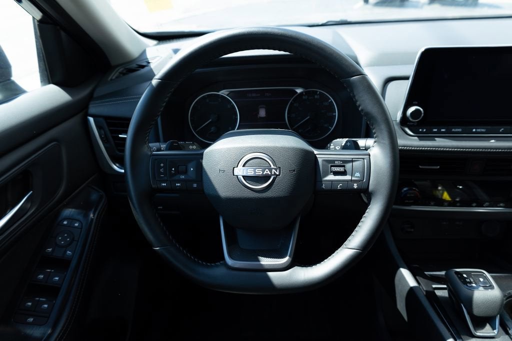 2025 Nissan Rogue SV FWD
