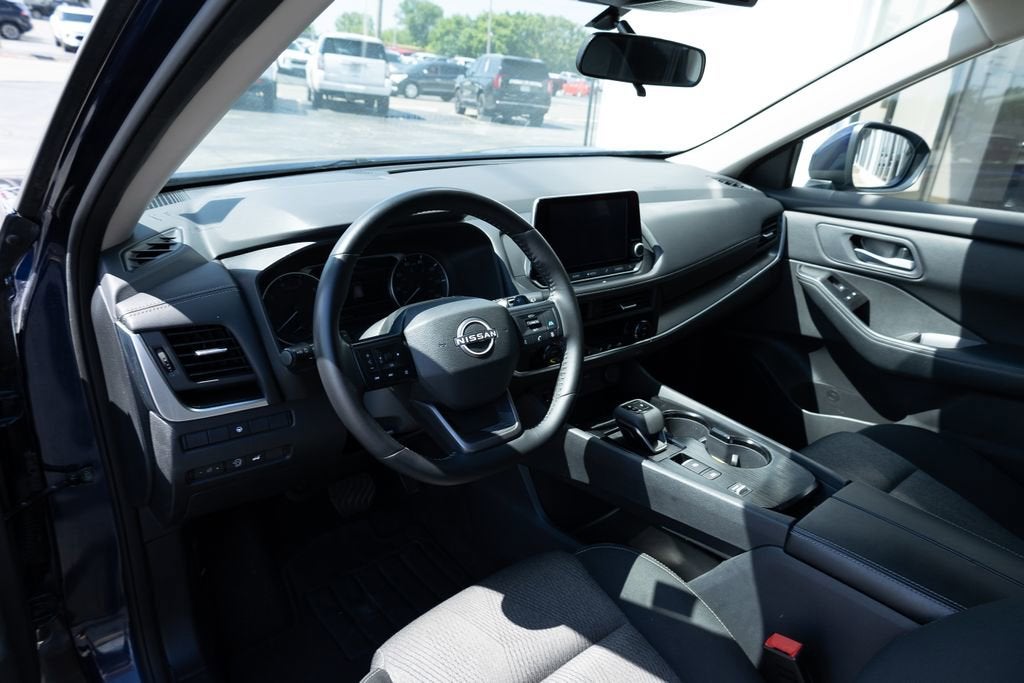 2025 Nissan Rogue SV FWD