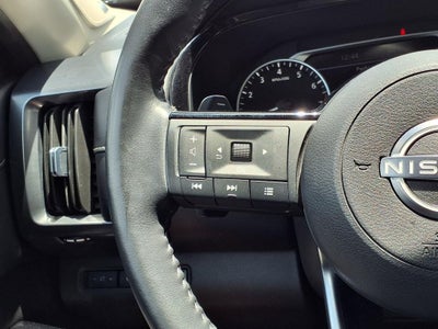 2024 Nissan Pathfinder SL FWD