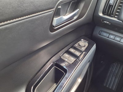 2024 Nissan Pathfinder SL FWD
