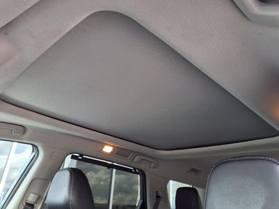 2024 Nissan Pathfinder SL FWD