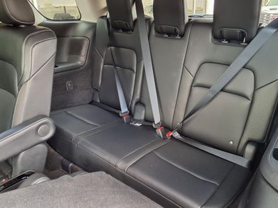 2024 Nissan Pathfinder SL FWD