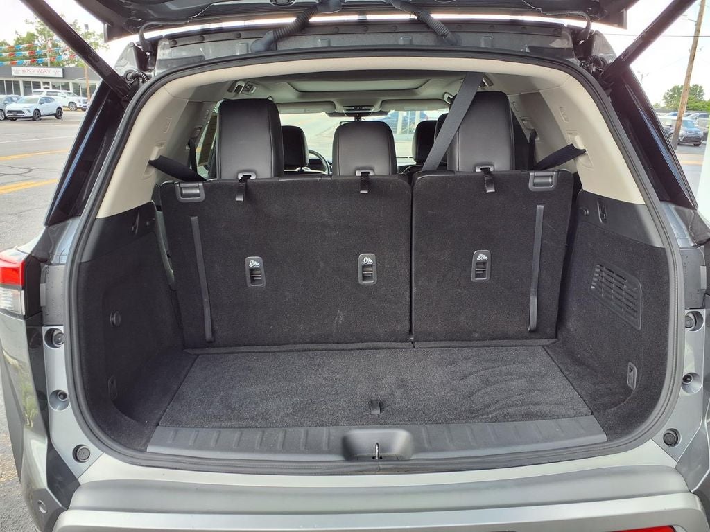 2024 Nissan Pathfinder SL FWD