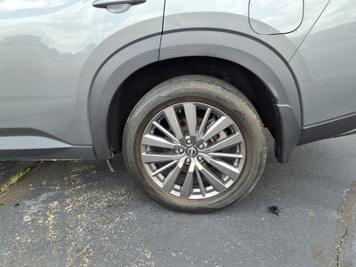 2024 Nissan Pathfinder SL FWD